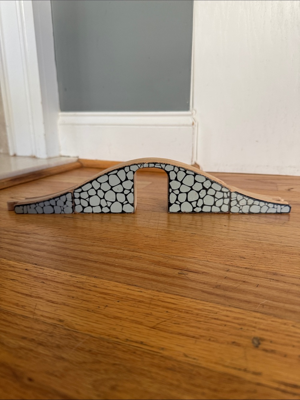 3pc Wooden Train Stone Bridge Set - Over & Under Railway Track Accessory